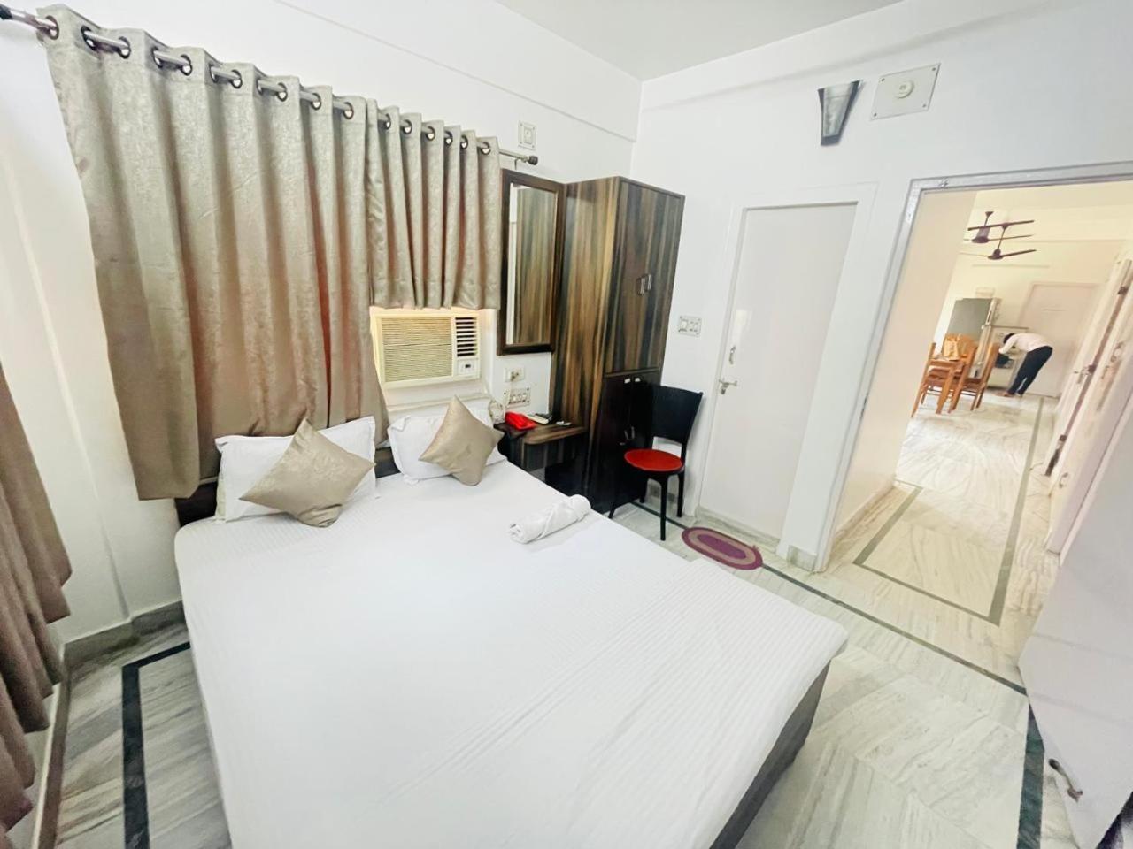 Отель White Heaven New Town Экстерьер фото